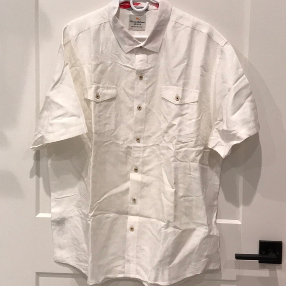 Men’s Tommy Bahama linen camp shirt